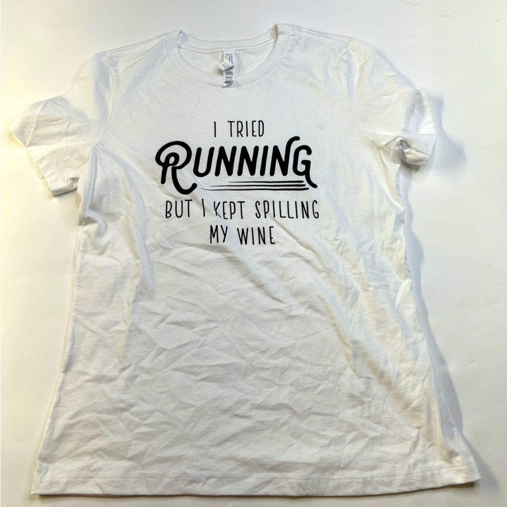 Boutique White Cotton Graphic Tee - Picture 7 of 10